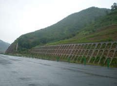 高速边坡安全在线监测系统
